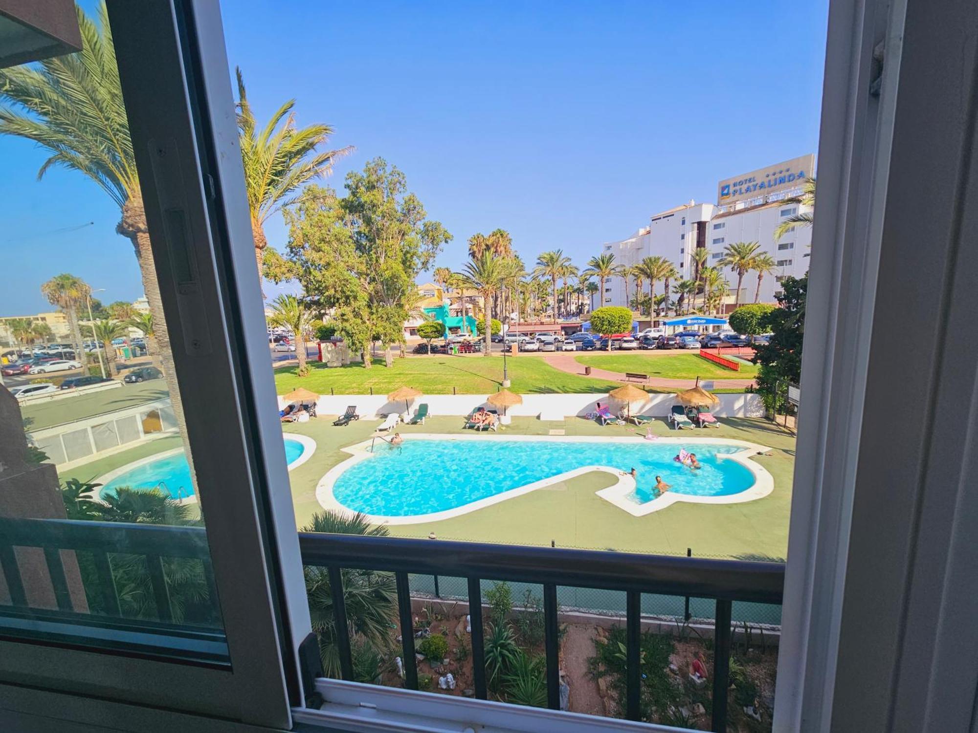 Apartamento Buganvilla Beach Roquetas de Mar Ngoại thất bức ảnh