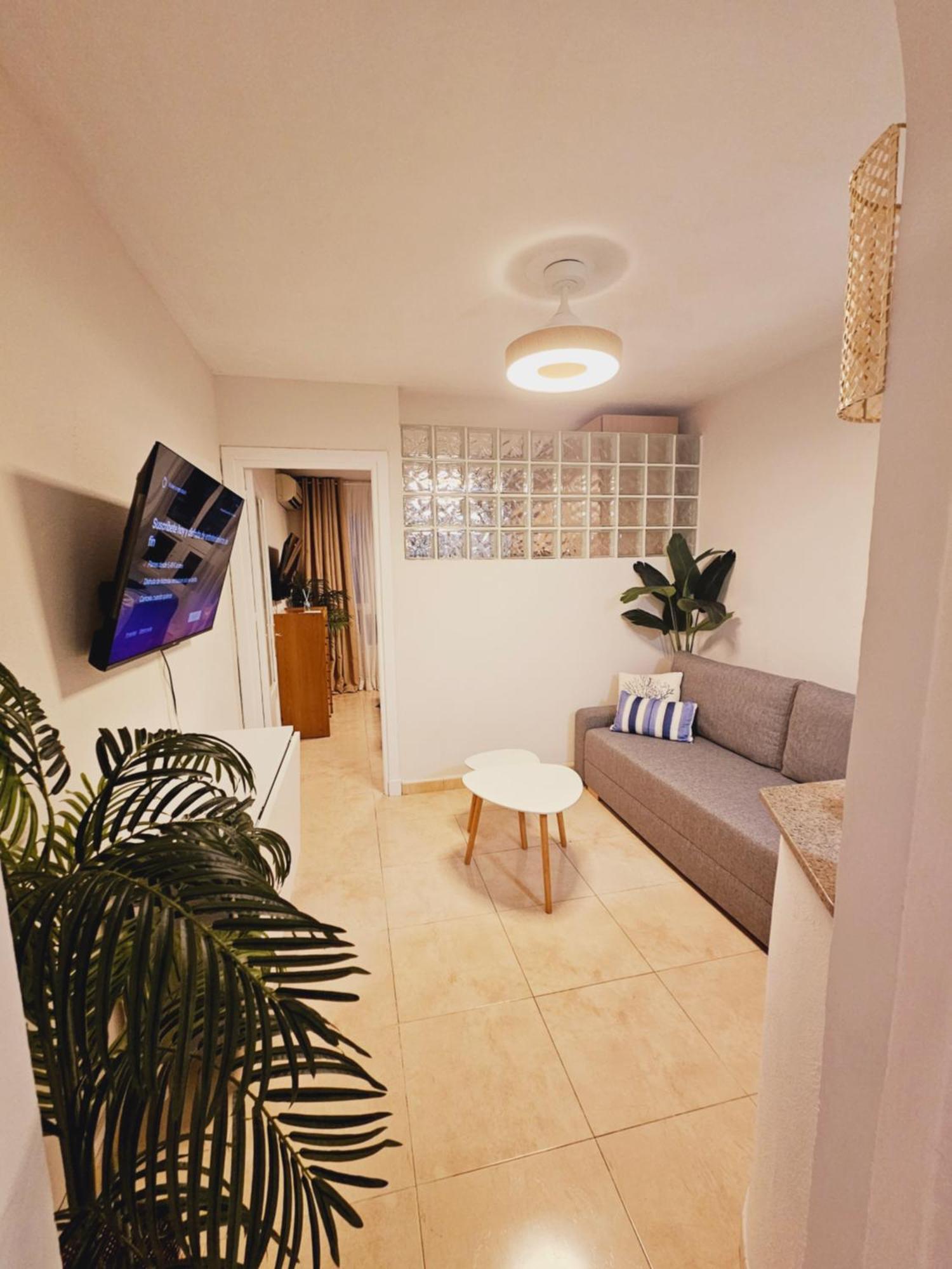 Apartamento Buganvilla Beach Roquetas de Mar Ngoại thất bức ảnh